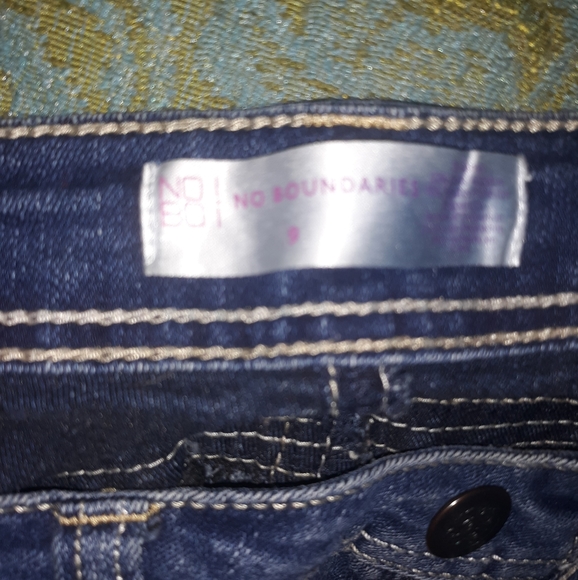 CUTE Jeans - Picture 2 of 2